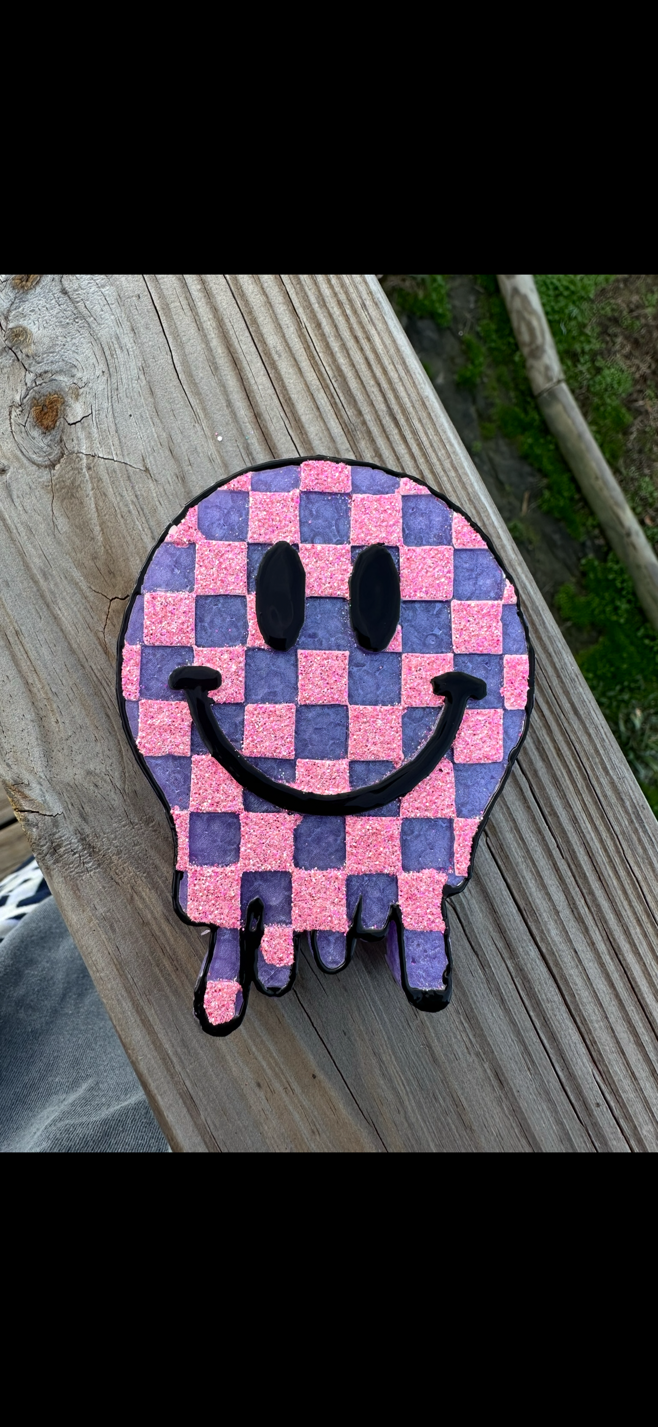 Checkered Drip Smiley Car Freshie