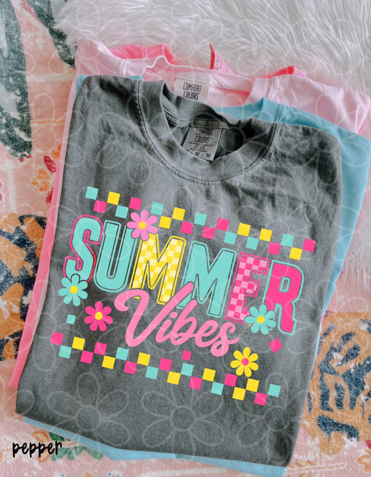 Retro Summer Vibes Tee
