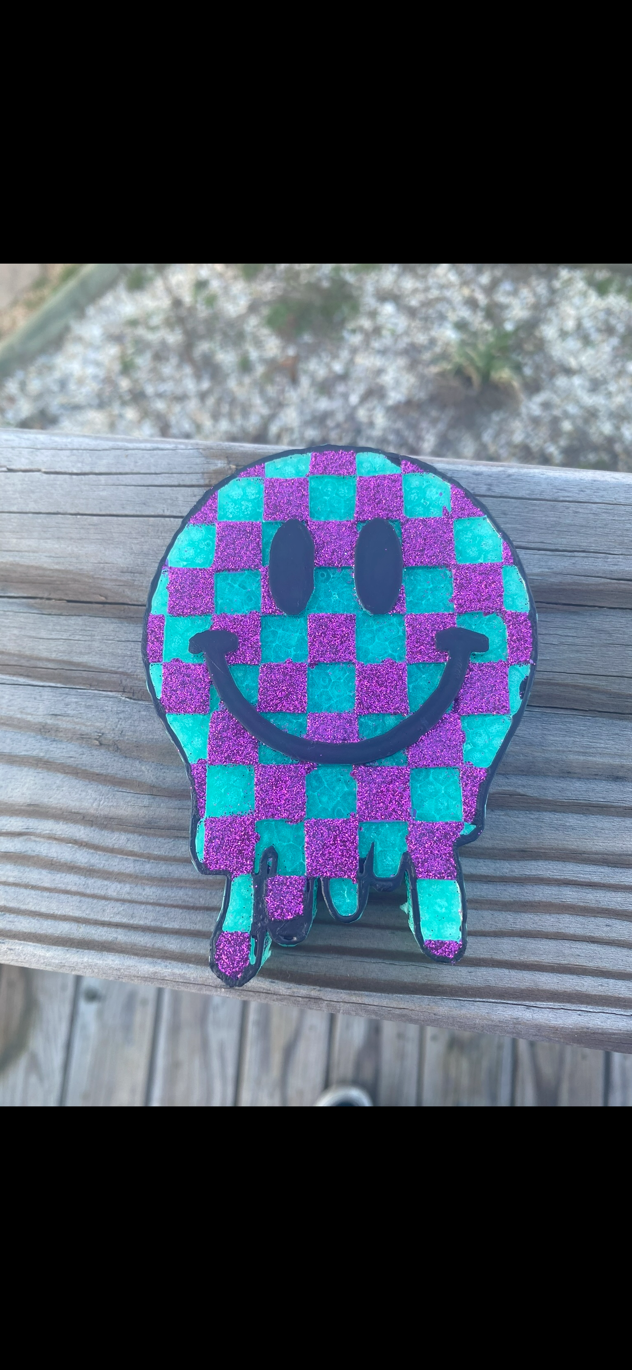 Checkered Drip Smiley Car Freshie